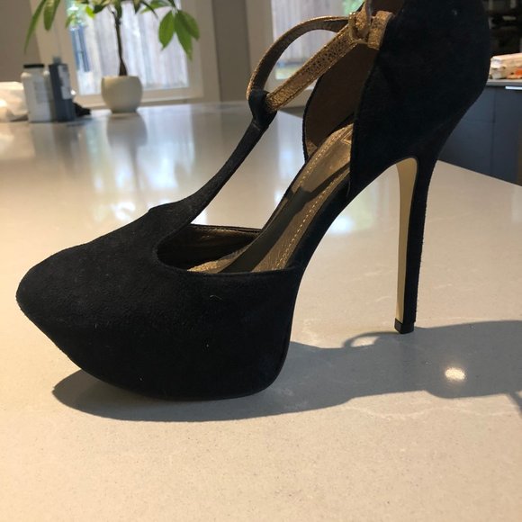 Report Signature Heels - Picture 2 of 8